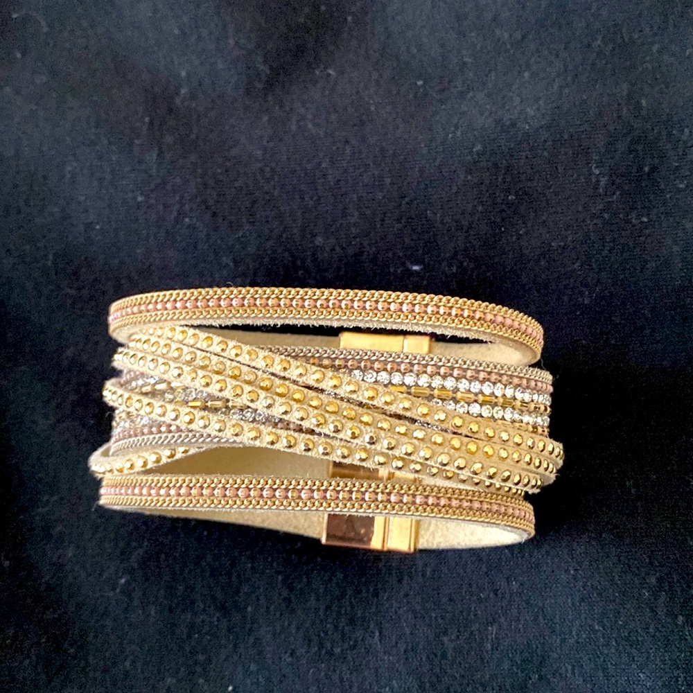 Good and tan wrap bracelet